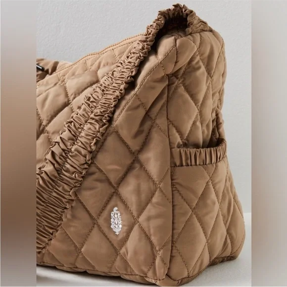 Free people Run About Sling Bag - Picture 3 of 9